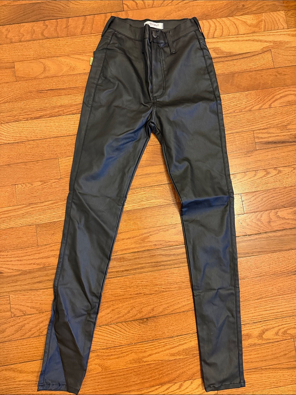 Vibrant Black Women's Skinny Faux-Leather Jeans
